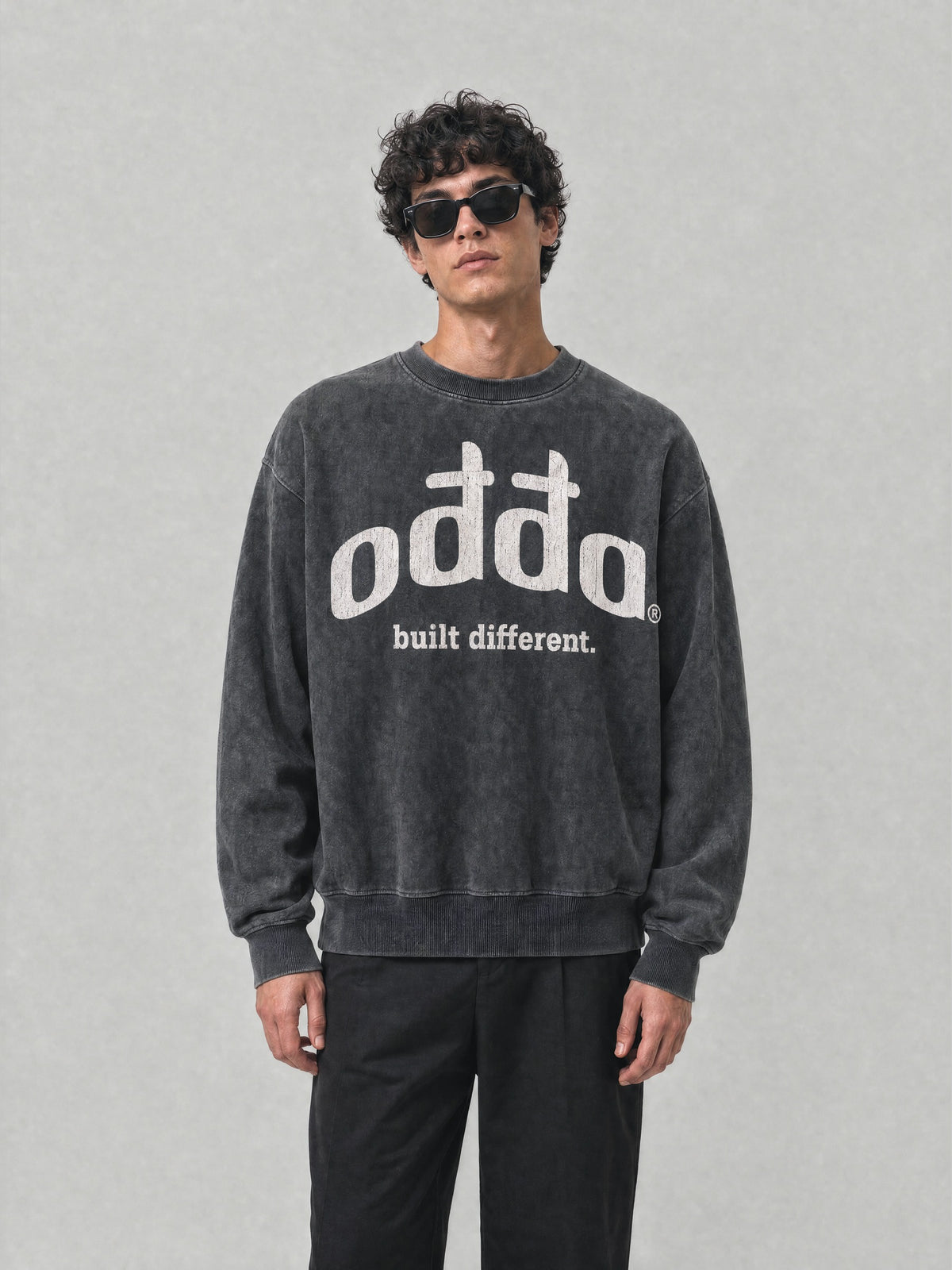 Odda Varsity Crewneck